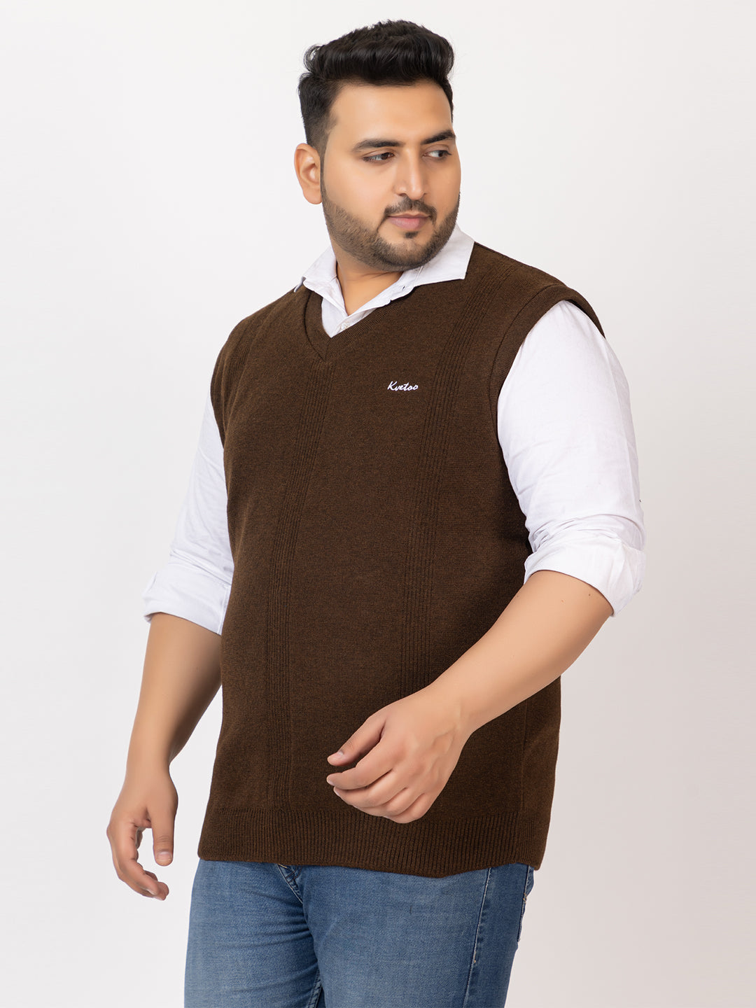 MEN V NECK SLEEVELESS PLAIN PLUS SIZE SWEATER