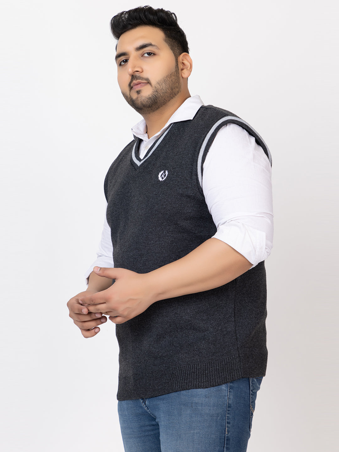 MEN V NECK SLEEVELESS DORA PLUS SIZE SWEATER