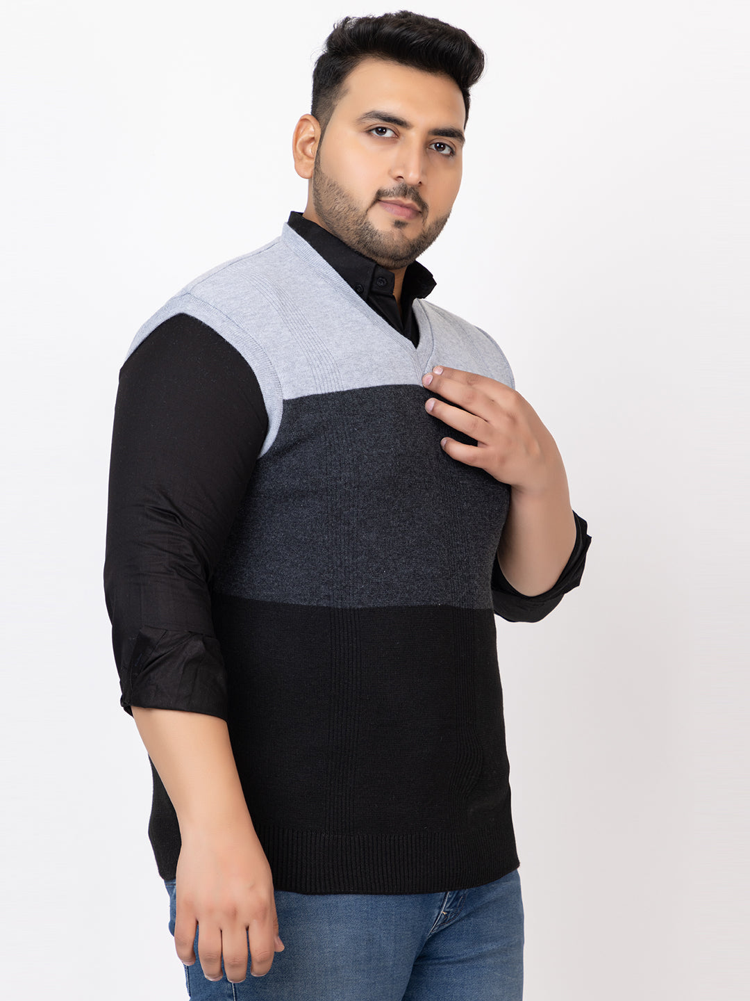 MEN V NECK SLEEVELESS STRIPES PLUS SIZE SWEATER