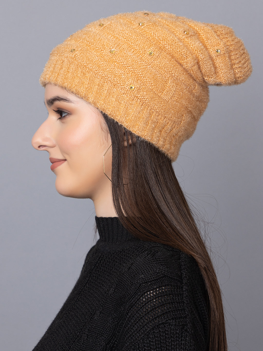 WOOLEN CAP FOR WOMEN