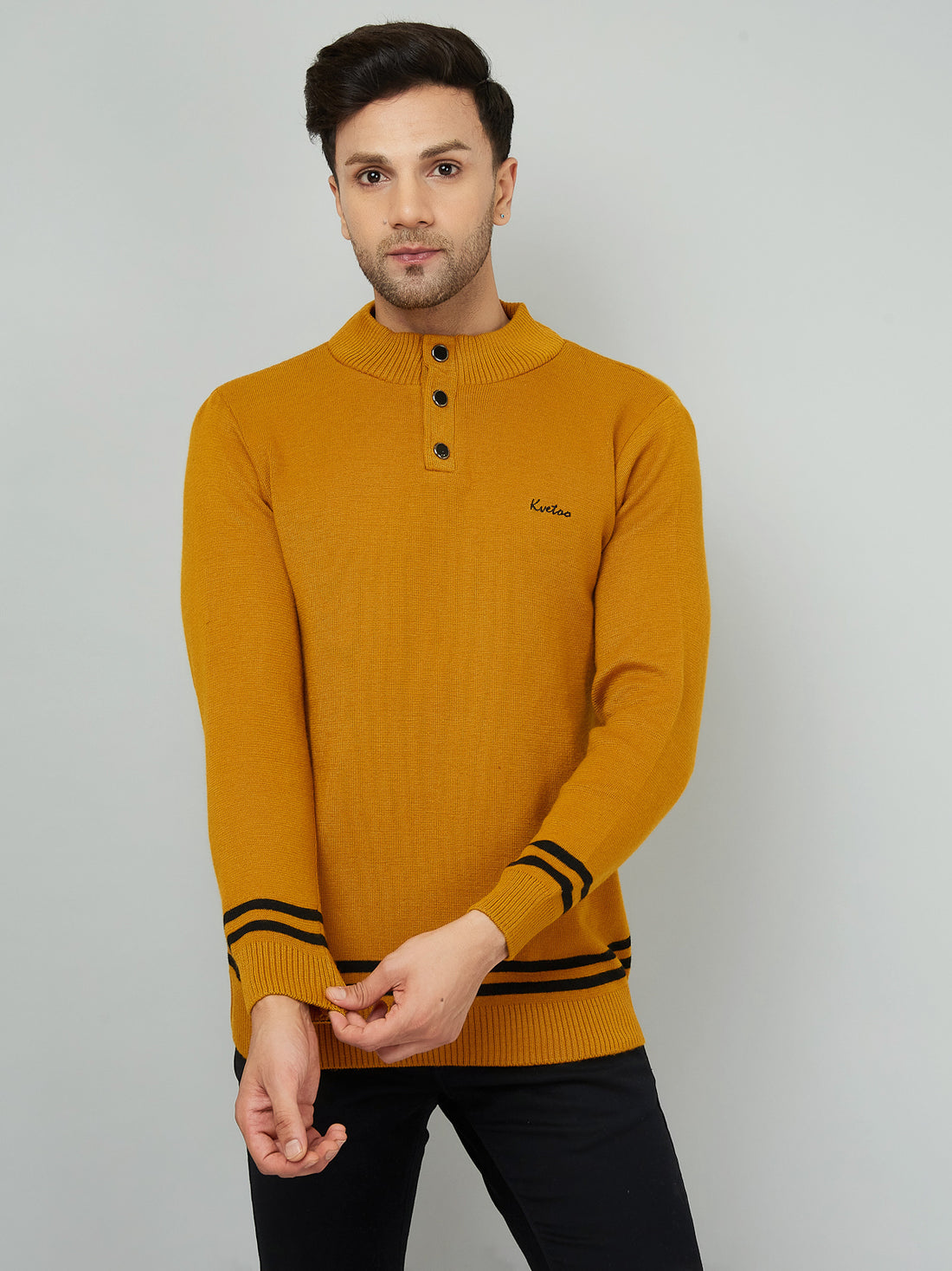 MENS 3 BUTTON SWEATER