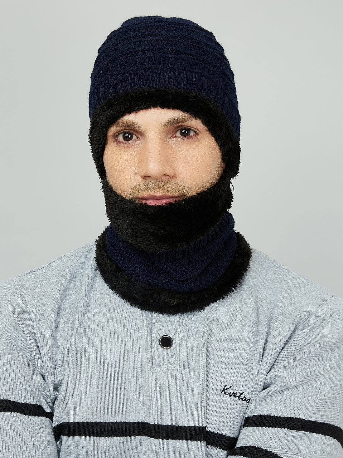 MENS WOOLEN CAP WITH SCARF