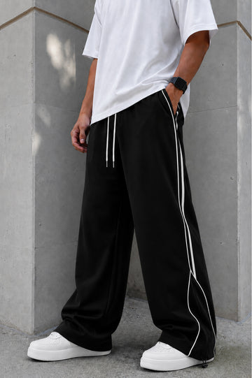 Kvetoo Men's Black Baggy Trackpants Relaxed Fit Gym Wear Running Lower