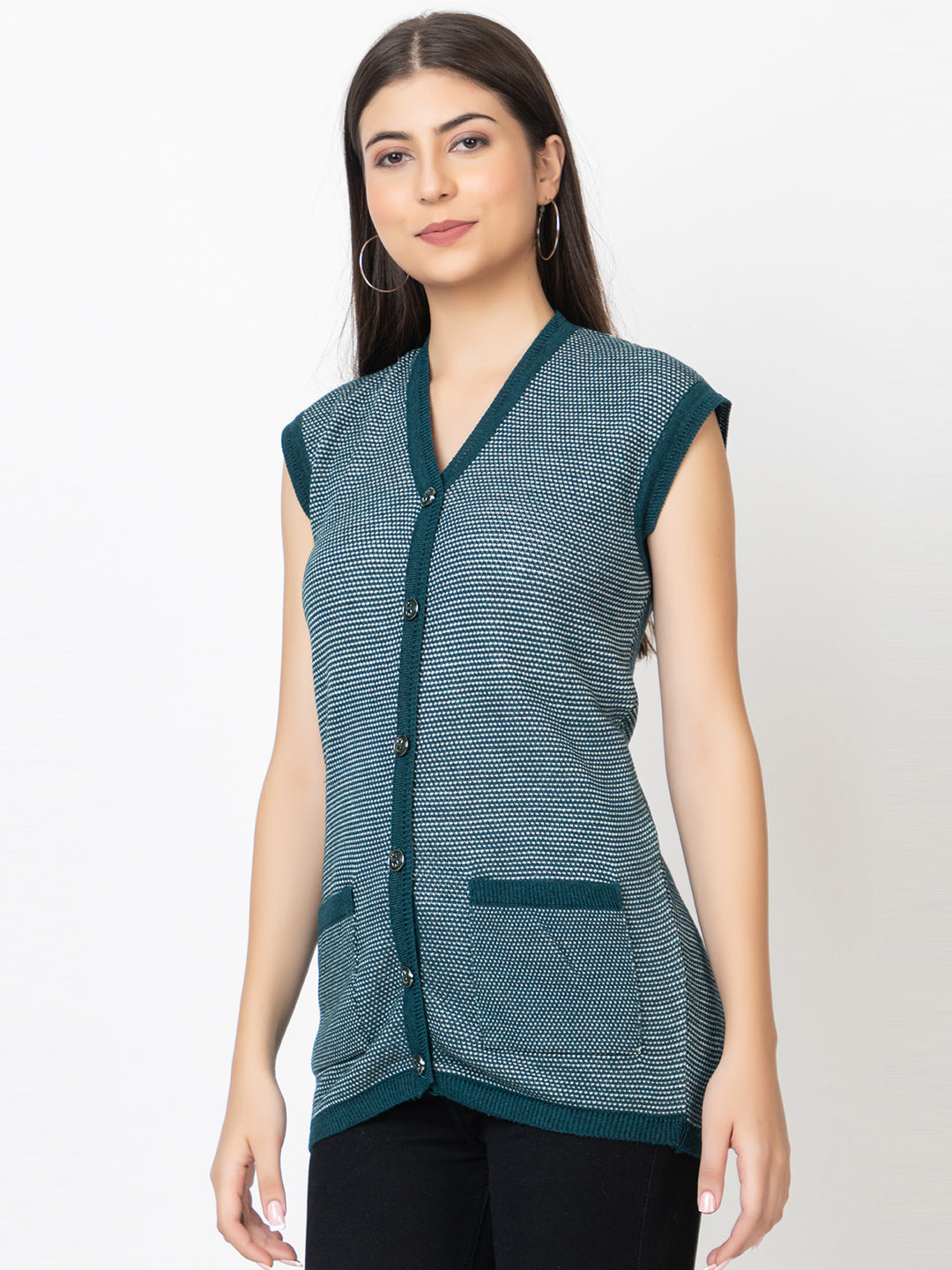 SLEEVELESS SWEATER FOR LADIES