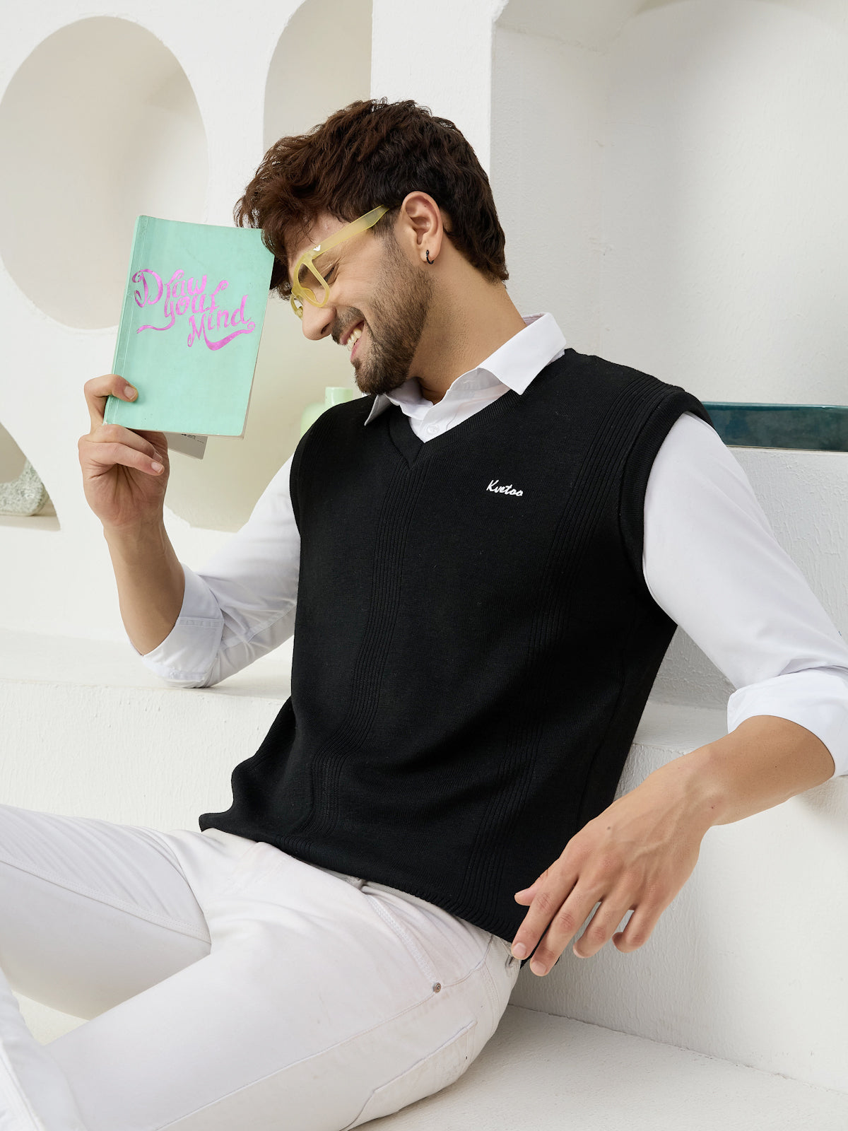 Kvetoo Sleeveless Sweater for Mens - Main Image